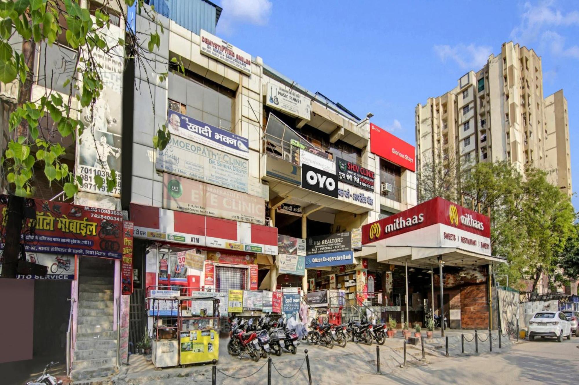 Hotel O Glorious Stayz Noida Exteriör bild