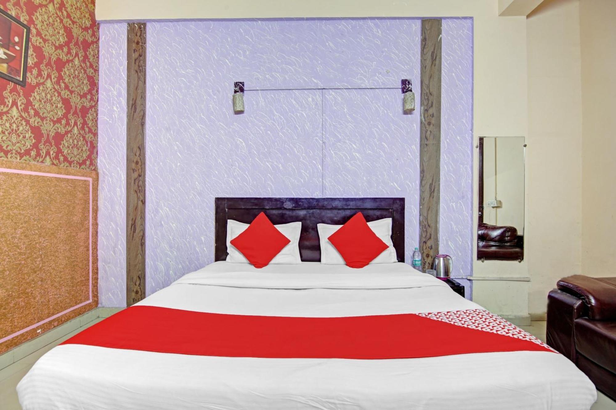 Hotel O Glorious Stayz Noida Exteriör bild