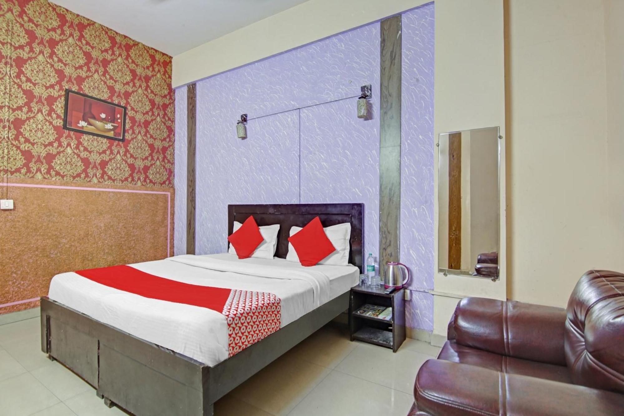 Hotel O Glorious Stayz Noida Exteriör bild
